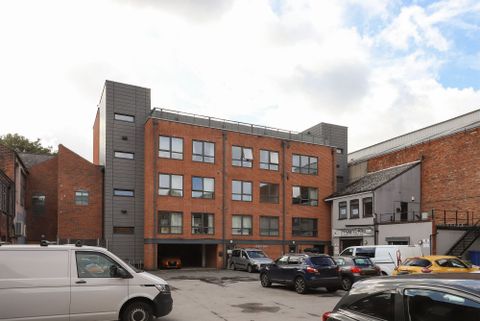 Mowbray Street, Cutlers House S3