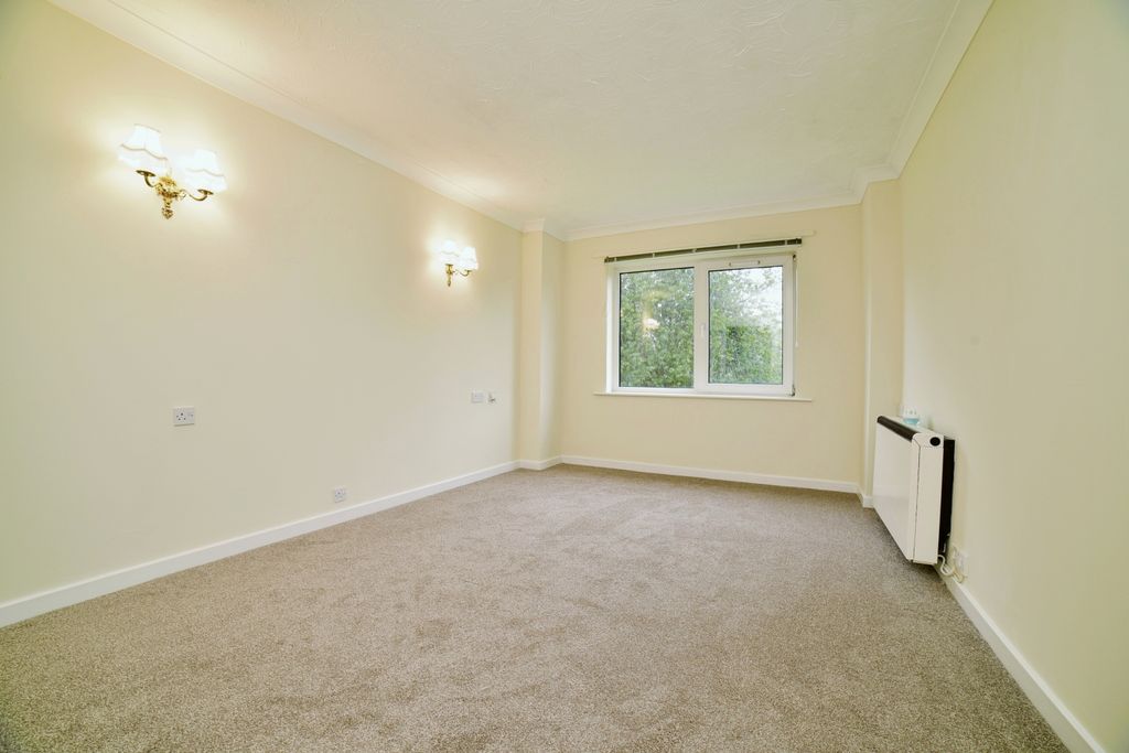 Additional image 2 of 2 bed flat for saleHaldenby Court, Swanland HU14