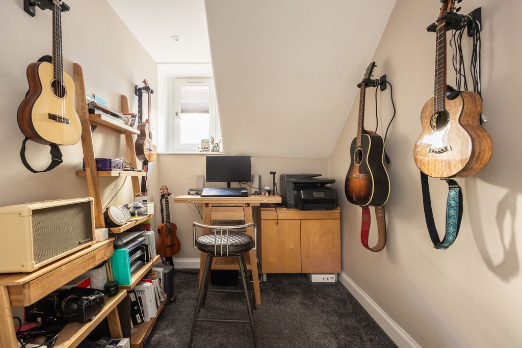 Additional image 16 of 3 bed mews for sale25 Dewar Place Lane, Edinburgh EH3