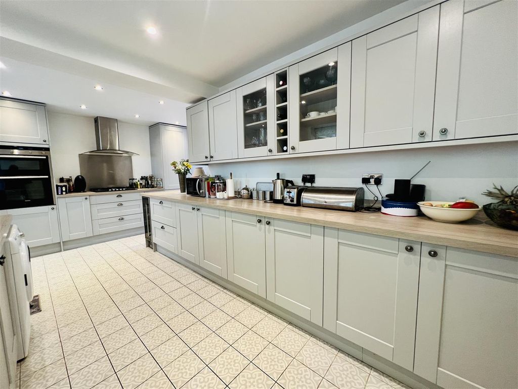 Additional image 15 of 4 bed detached house for saleStour Close, Altrincham WA14