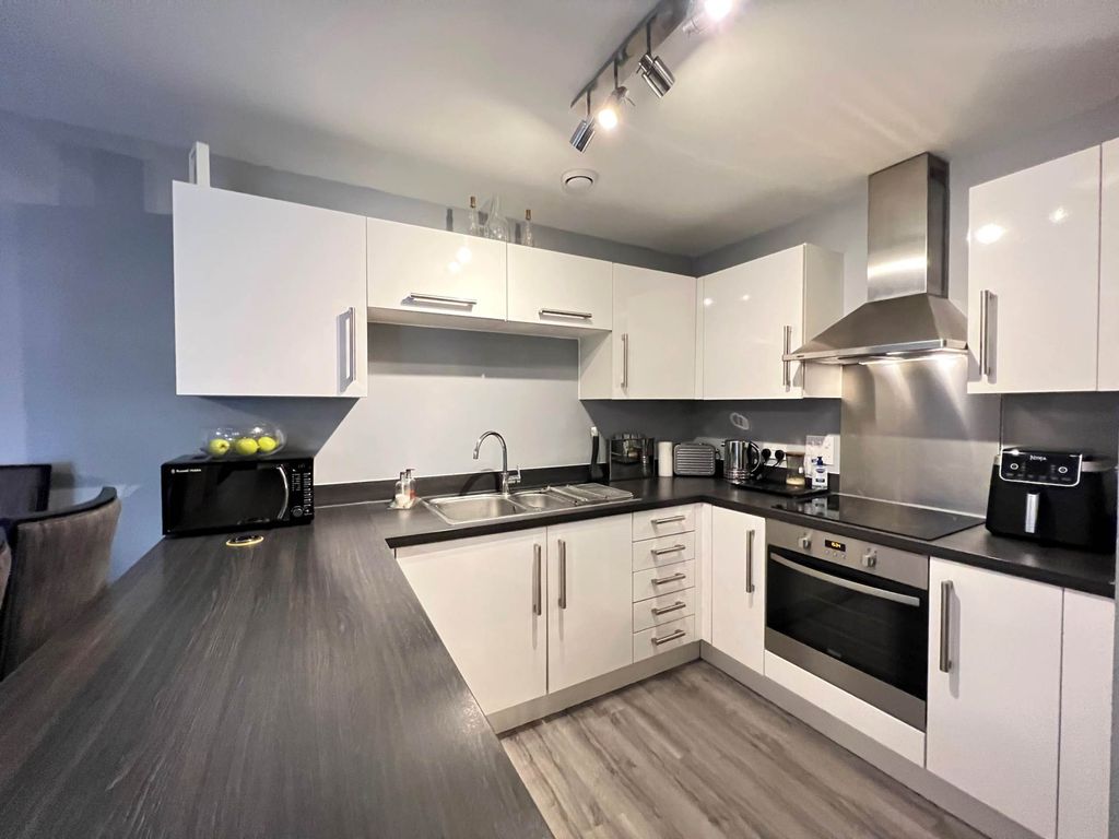 Additional image 3 of 2 bed flat for saleMoyle House, Little Brights Road, Belvedere DA17