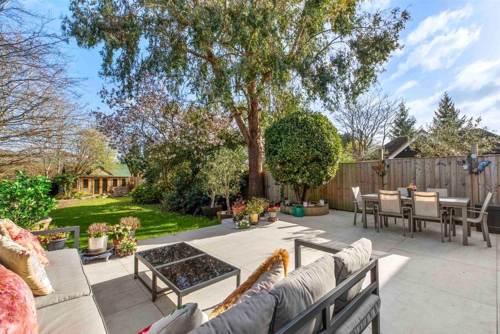 Additional image 12 of 4 bed detached house for saleWhite Lion Road, Amersham HP7
