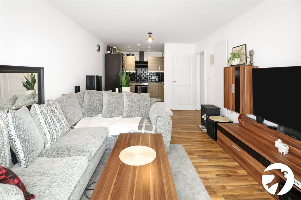 Additional image 2 of 2 bed flat for saleLittle Brights Road, Belvedere DA17