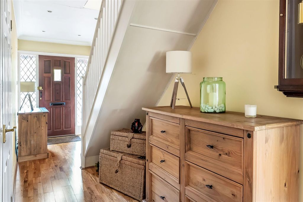 Additional image 12 of 3 bed chalet for saleWest Farm Close, Ashtead KT21