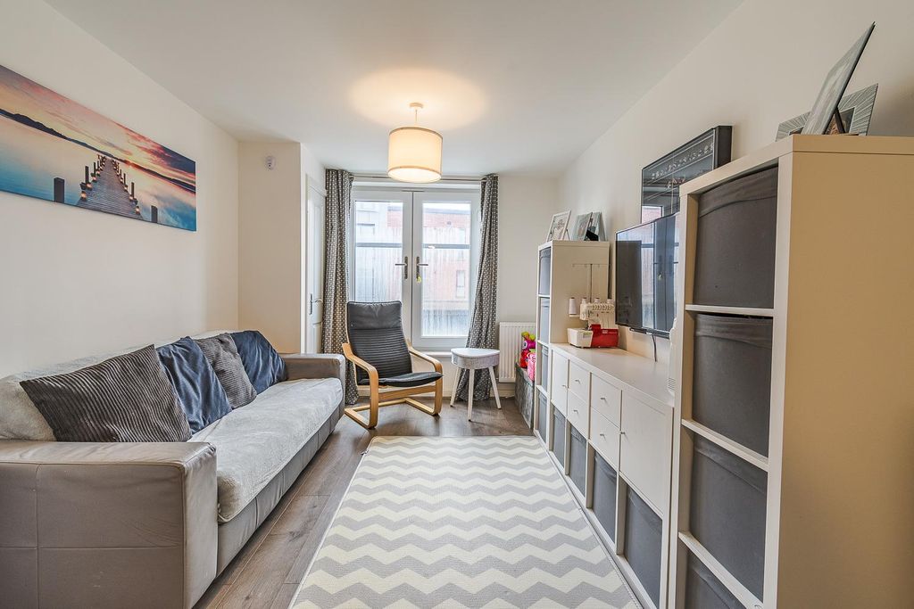 Additional image 9 of 2 bed flat for saleNeptune Road, Barry CF62