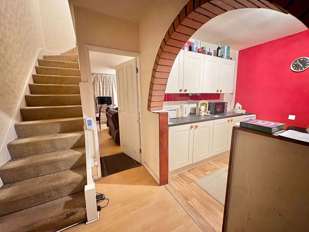 Additional image 2 of 2 bed flat for saleBrowns Lane, Dordon, Tamworth B78