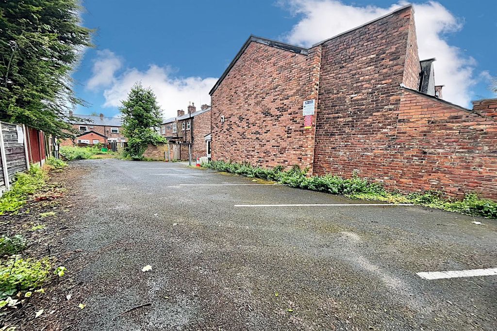 Additional image 4 of Land for saleDavenfield Grove, Didsbury M20