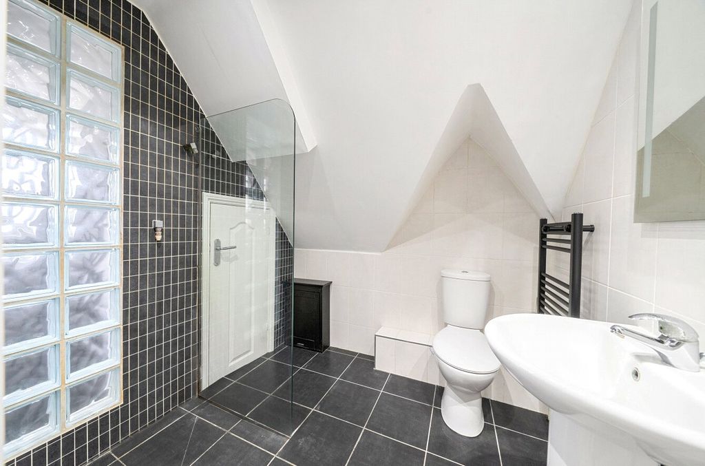 Additional image 7 of 3 bed detached house for saleLondon Road, Camberley, Surrey GU19