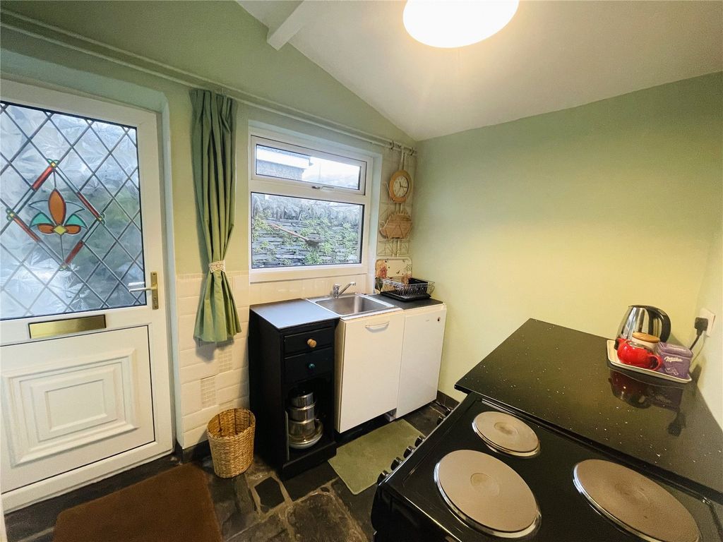 Additional image 5 of 2 bed terraced house for salePark Square, Blaenau Ffestiniog, Gwynedd LL41