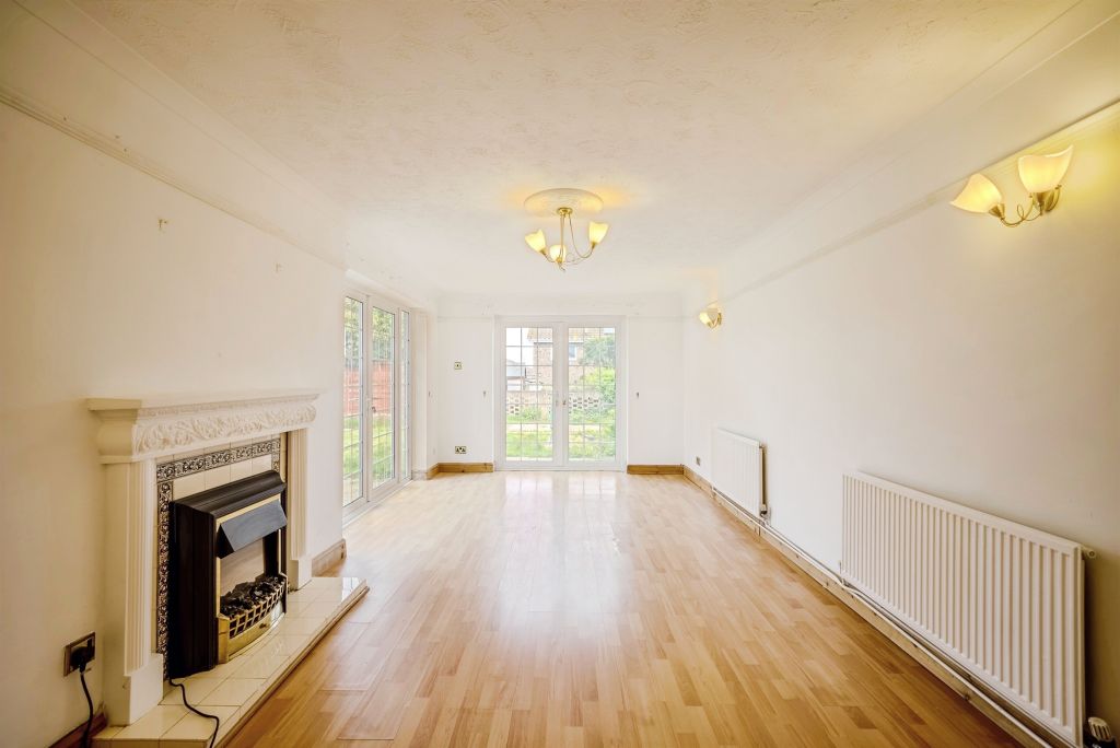 Additional image 8 of 5 bed detached house for saleBudden Crescent, Caldicot NP26