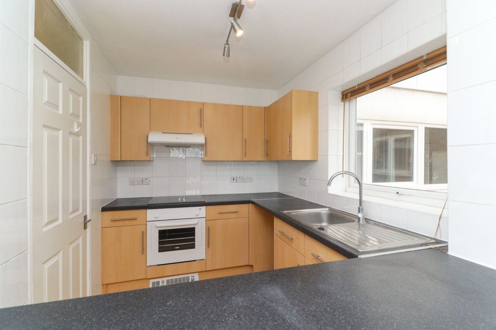 Additional image 6 of 2 bed flat for saleMckinlay Court, The Parade, Birchington, Kent CT7