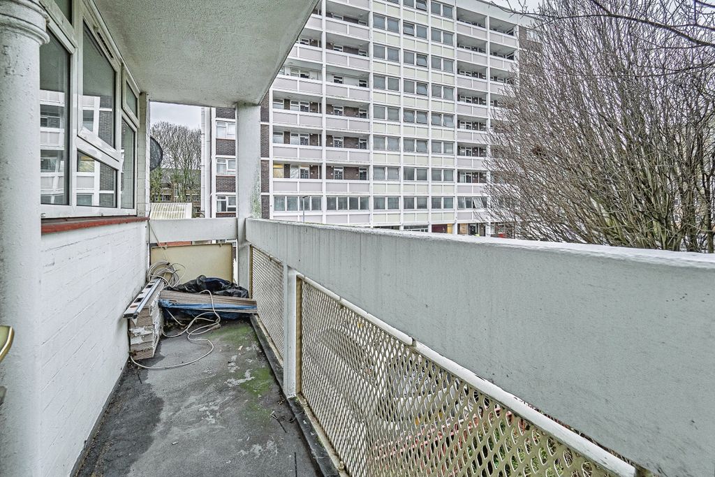 Additional image 11 of 2 bed flat for saleMelville Street, Hull HU1
