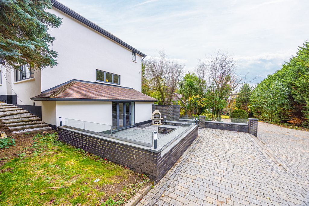 Additional image 40 of 5 bed detached house for saleBowers Road, Benfleet SS7