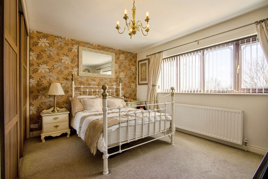 Additional image 11 of 4 bed detached house for saleTipsey Court, Mapplewell, Barnsley S75