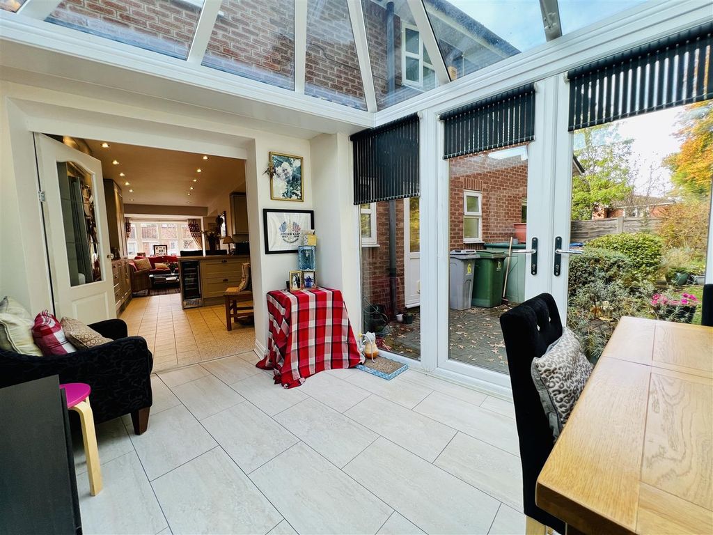 Additional image 19 of 4 bed detached house for saleStour Close, Altrincham WA14