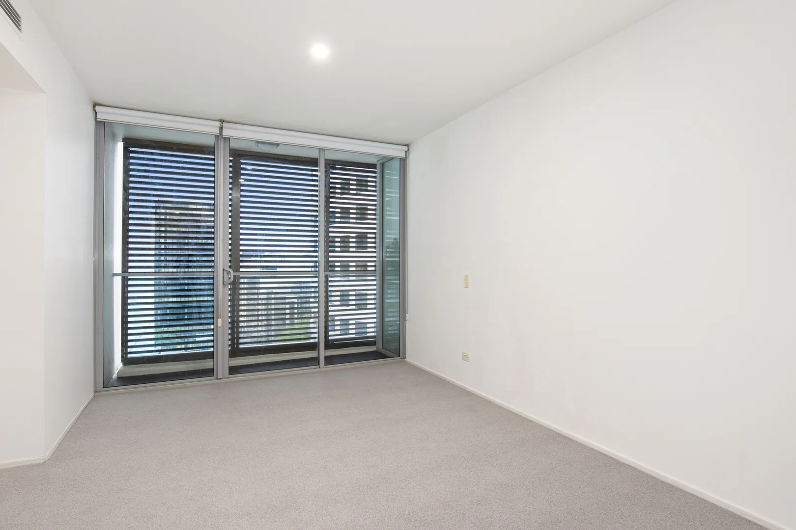 Additional image 4 of W907/599 Pacific Highway, St Leonards NSW 2065