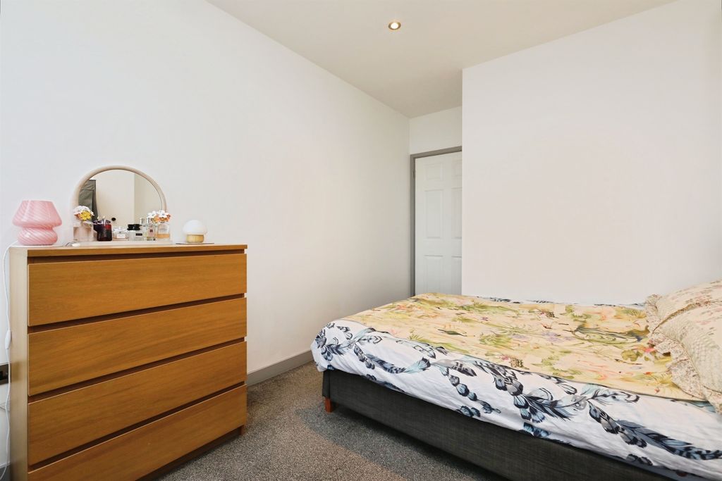 Additional image 10 of 1 bed flat for salePrinces Street, Doncaster DN1