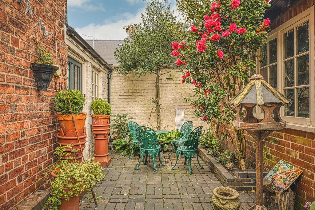 Additional image 9 of 5 bed semi-detached house for saleAlbert Street, Belper DE56