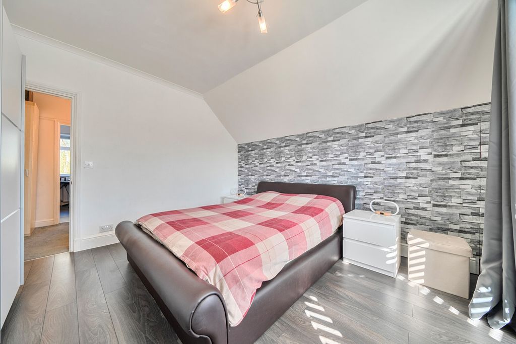 Additional image 22 of 4 bed semi-detached house for saleGlynde Road, Bexleyheath DA7