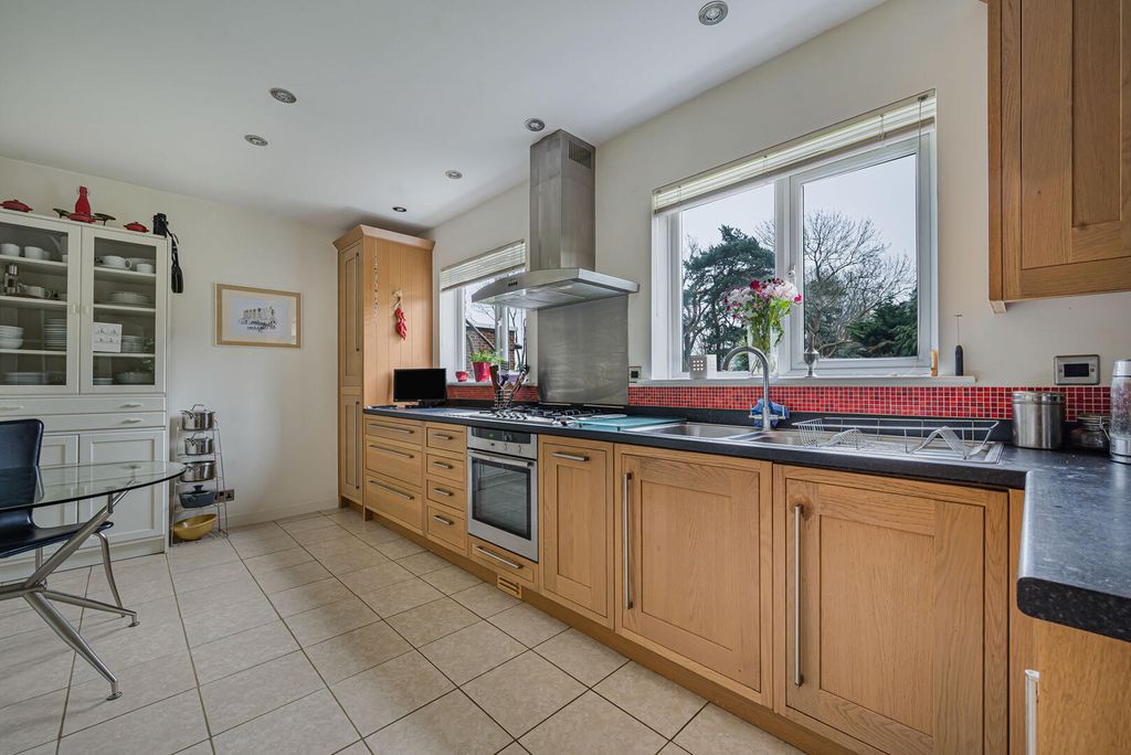 Additional image 5 of 4 bed detached house for saleCrab Hill, Beckenham BR3