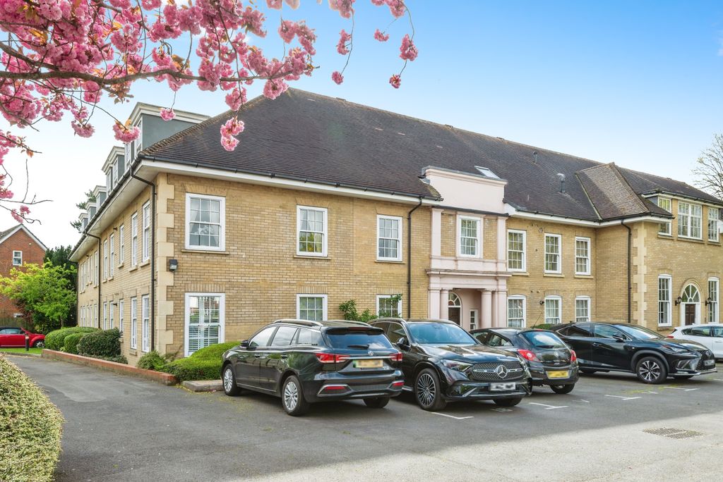 Additional image 15 of 2 bed flat for saleBrighton Road, Banstead SM7