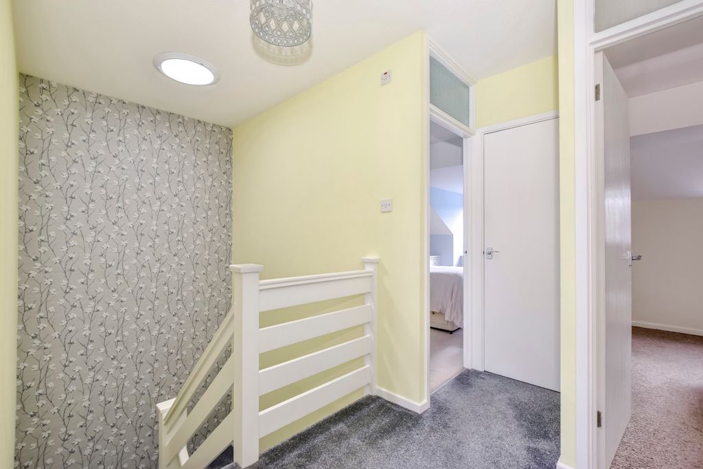 Additional image 19 of 4 bed semi-detached house for saleMargaret Close, Abbots Langley WD5