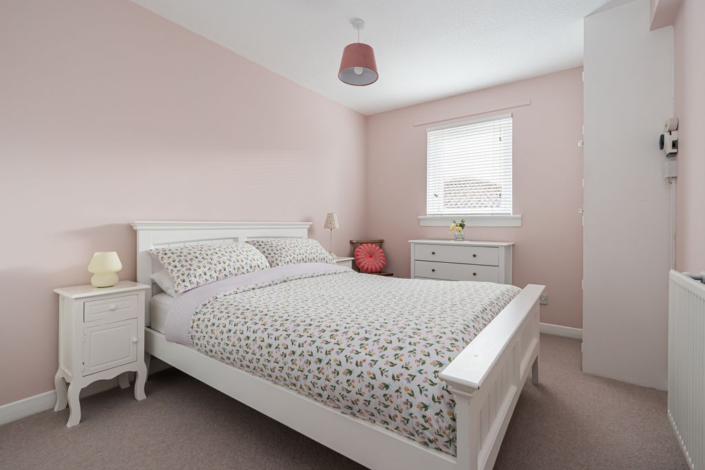 Additional image 7 of 1 bed flat for sale49 St Katharine's Brae, Edinburgh EH16