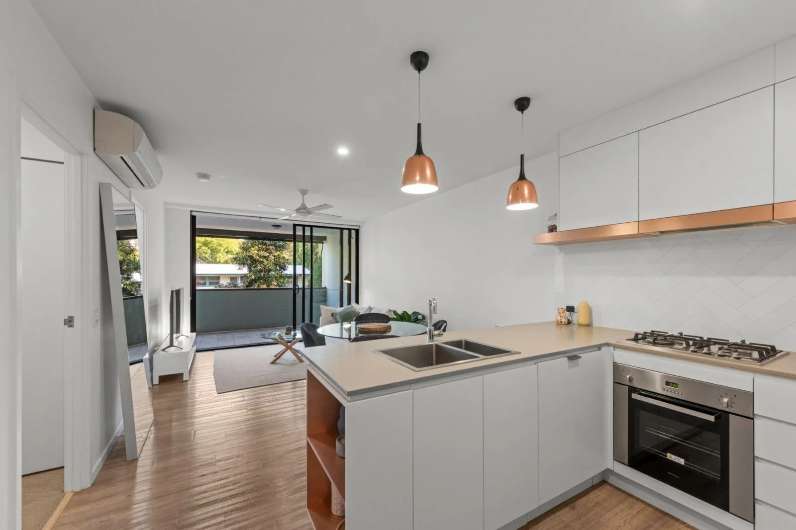 Additional image 4 of ID:21173734/88 Waldheim Street, Annerley QLD 4103