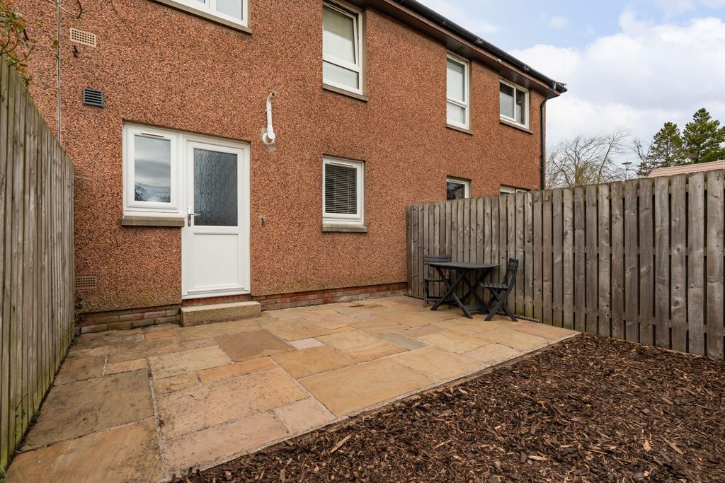 Additional image 11 of 1 bed flat for sale49 St Katharine's Brae, Edinburgh EH16