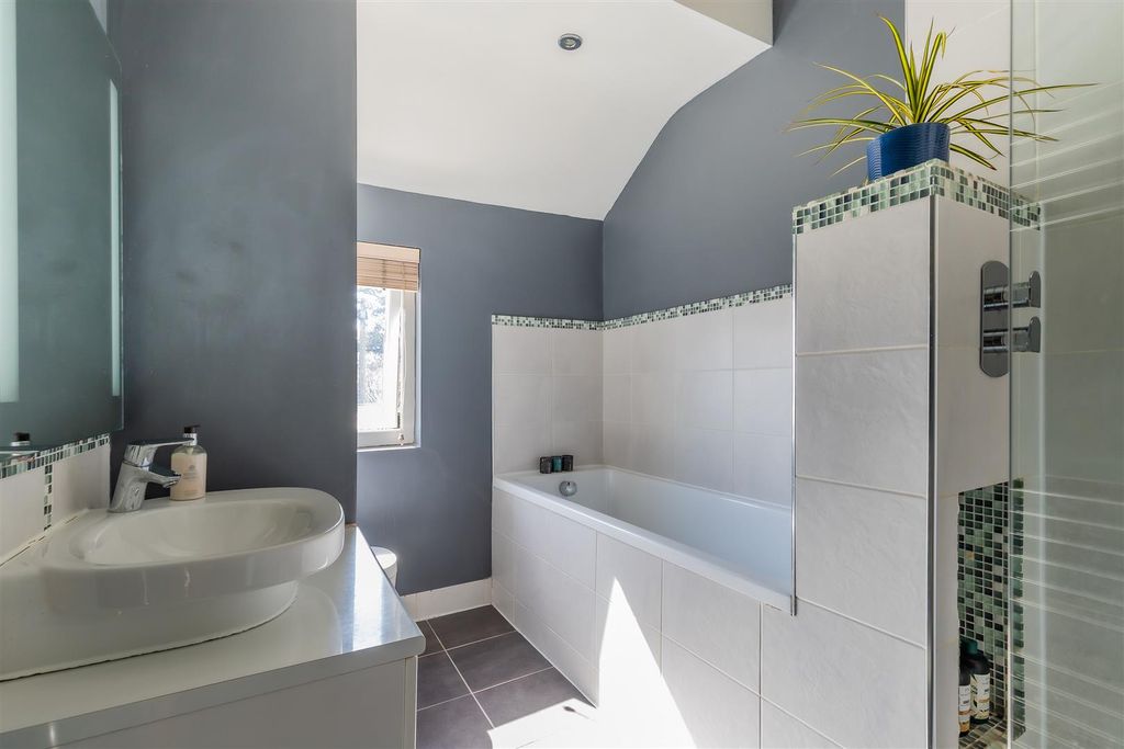 Additional image 10 of 4 bed terraced house for saleAxminster Road, Penylan, Cardiff CF23