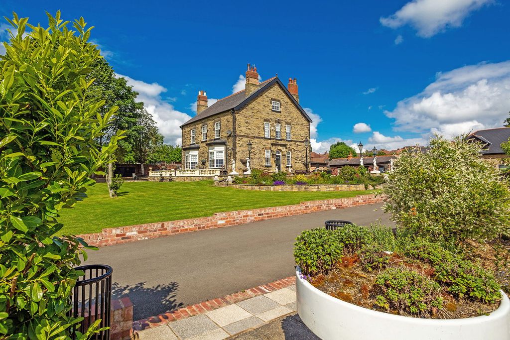 Additional image 29 of 5 bed property for saleBroad Street, Hoyland, Barnsley S74