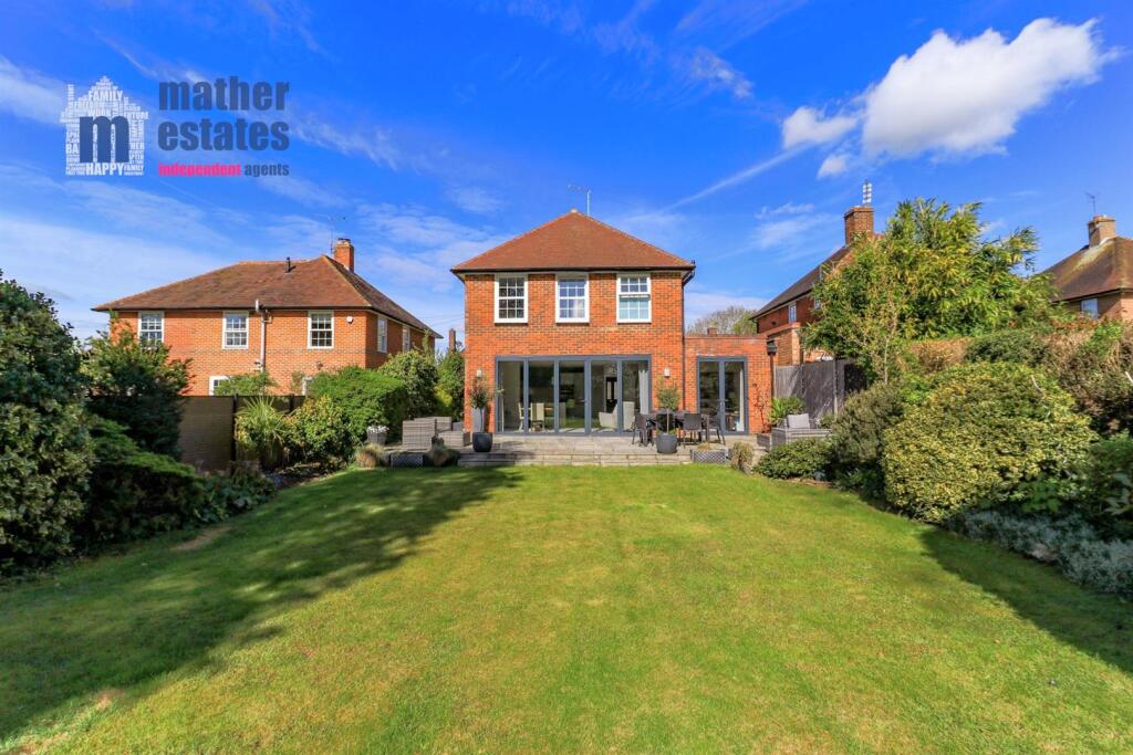 Additional image 28 of Elmwood, West Side, Welwyn Garden City