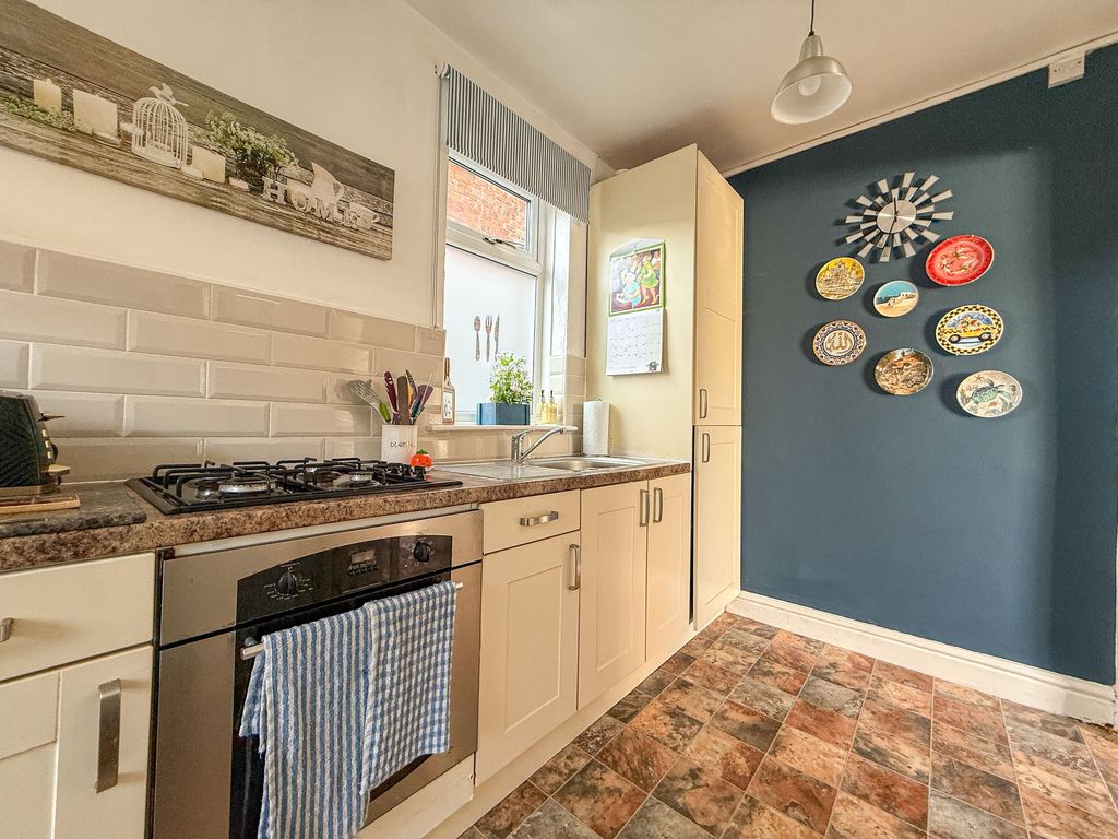 Additional image 10 of 2 bed flat for saleBorough Road, Tranmere, Wirral CH42