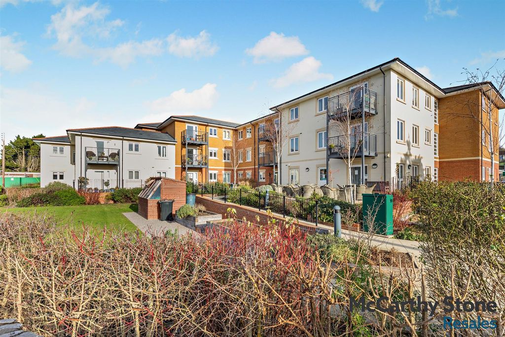 Additional image 17 of 2 bed flat for saleGordon Court, Flood Lane, Bridport DT6