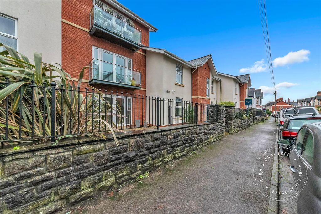Additional image 10 of 1 bed flat for saleClive Hall Court, Clive Road, Canton, Cardiff CF5