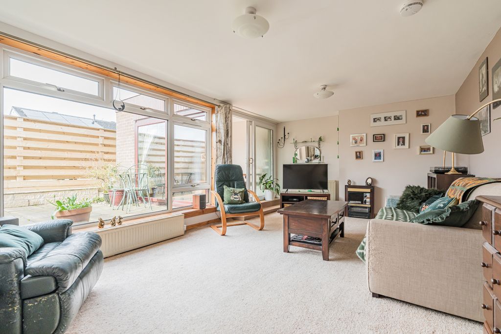 Additional image 4 of 4 bed bungalow for sale18 Cockburn Crescent, Edinburgh EH14