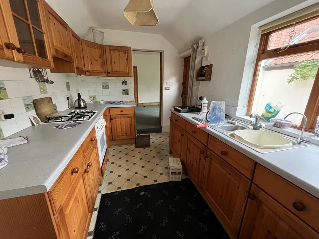 Additional image 3 of Avenue Road, Frome, Somerset, BA11