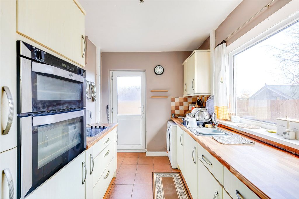 Additional image 9 of 3 bed semi-detached house for saleLonsdale Road, Penylan, Cardiff CF23
