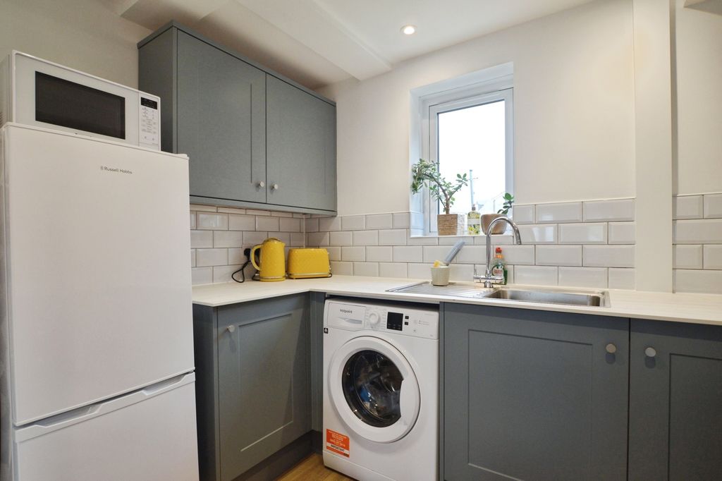 Additional image 6 of 1 bed flat for saleWonnacotts Road, Okehampton, Devon EX20