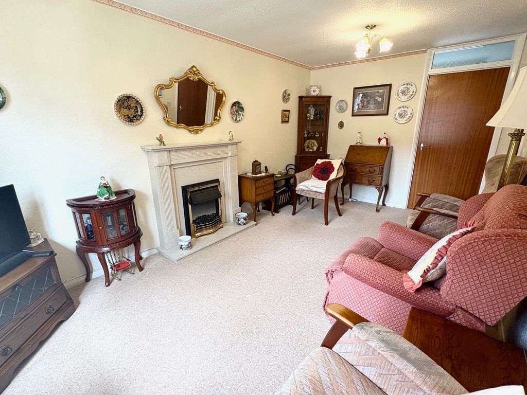 Additional image 3 of 2 bed flat for saleHenmore Place, Ashbourne DE6