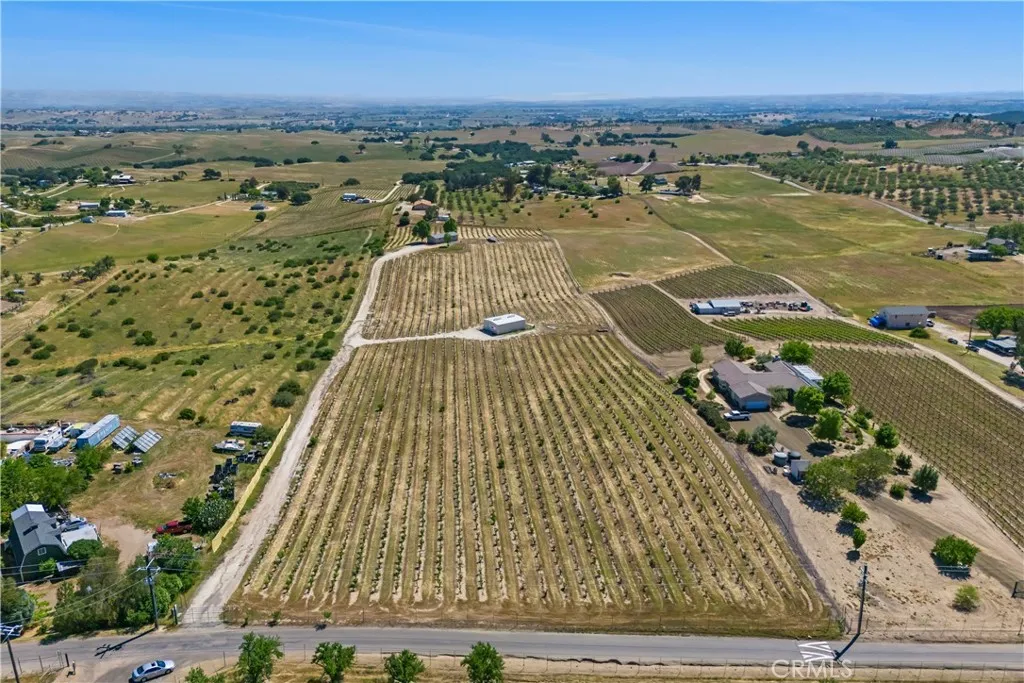 Additional image 28 of 5720 Vista Serrano Way, Paso Robles, CA 93446