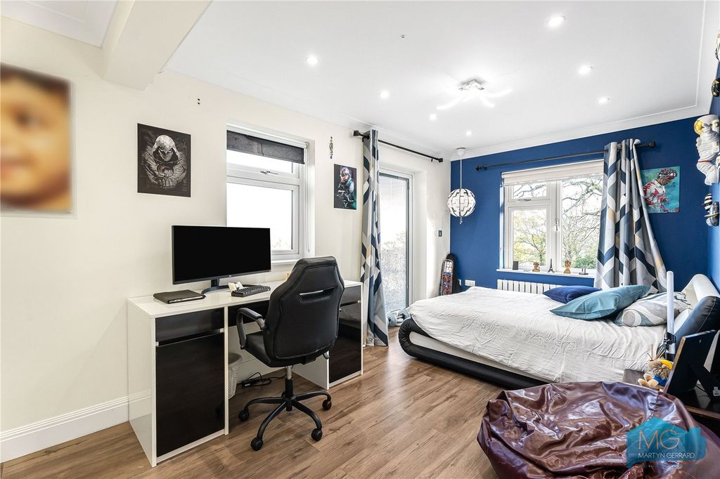 Additional image 22 of 6 bed detached house for saleWylo Drive, Arkley, Barnet EN5