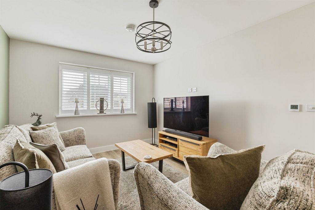 Additional image 14 of 4 bed link detached house for saleLinnet Drive, Attleborough NR17