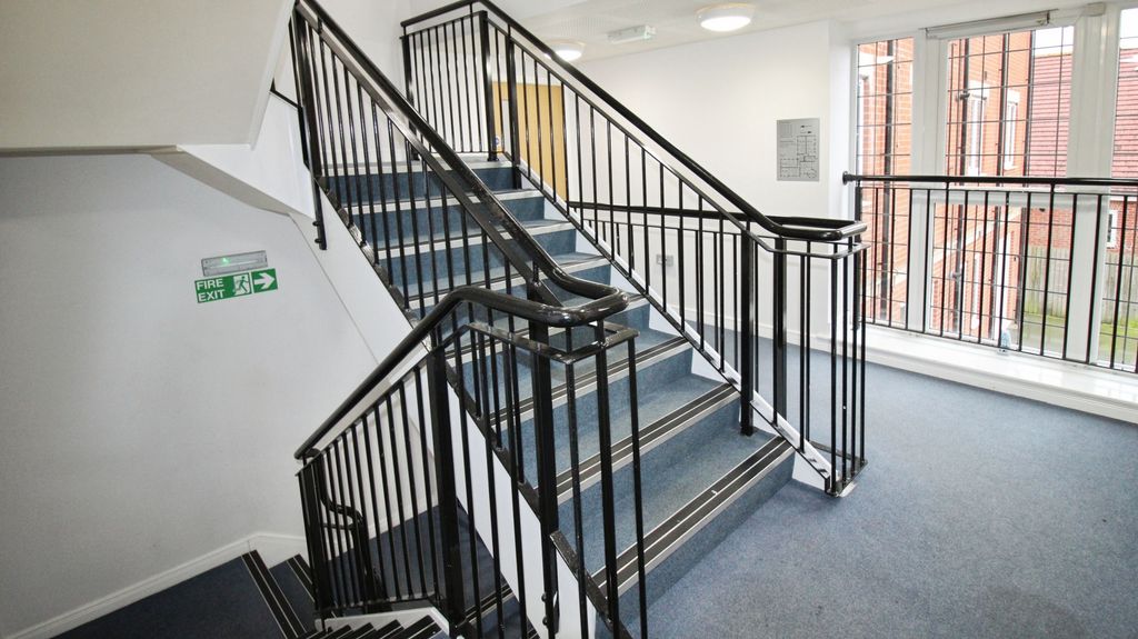 Additional image 20 of 2 bed flat for salePeterson Drive, Grimsby DN36