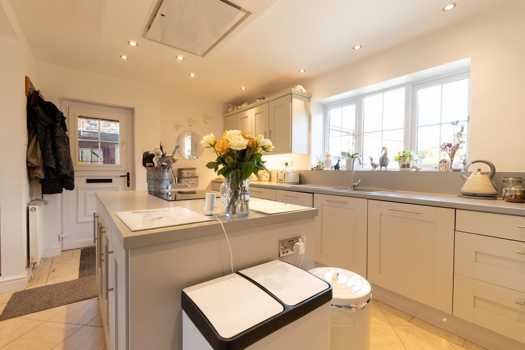 Additional image 7 of 3 bed detached house for saleWentworth Street, Birdwell, Barnsley S70