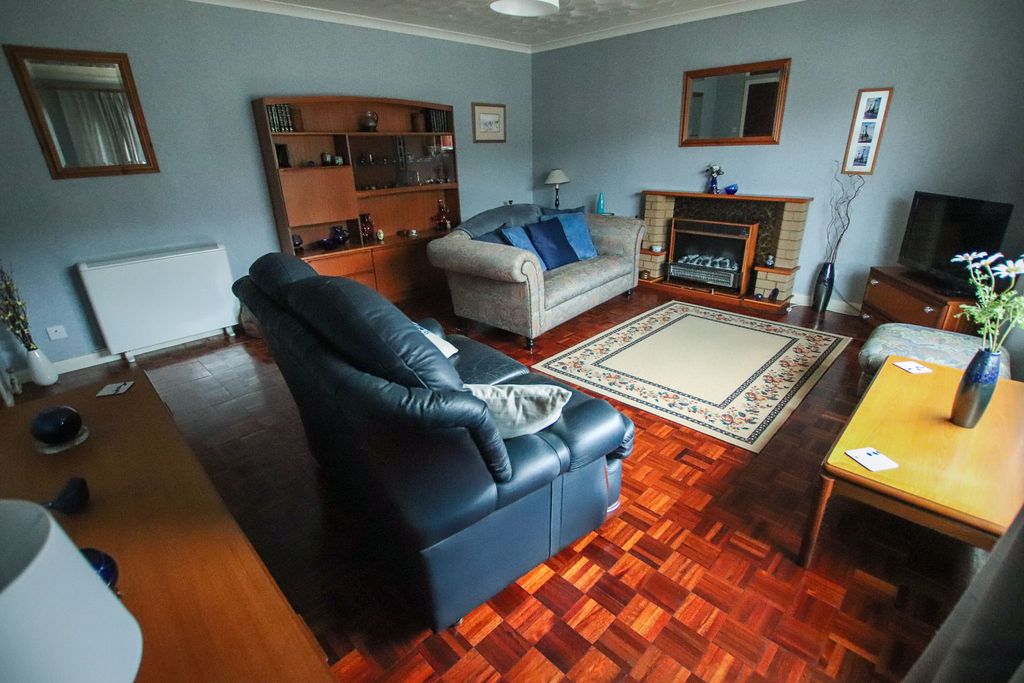 Additional image 7 of 3 bed detached bungalow for saleLand Street, Keith AB55