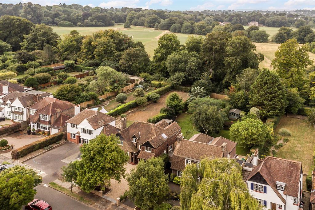 Additional image 23 of 5 bed detached house for saleBeacon Way, Banstead SM7