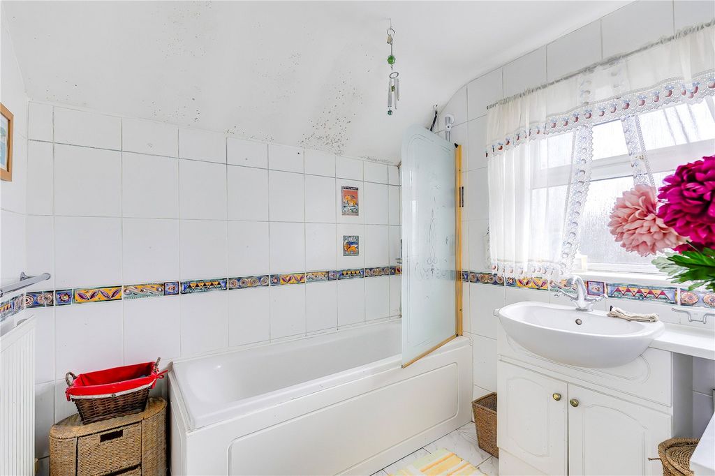 Additional image 18 of 3 bed semi-detached house for saleLonsdale Road, Penylan, Cardiff CF23