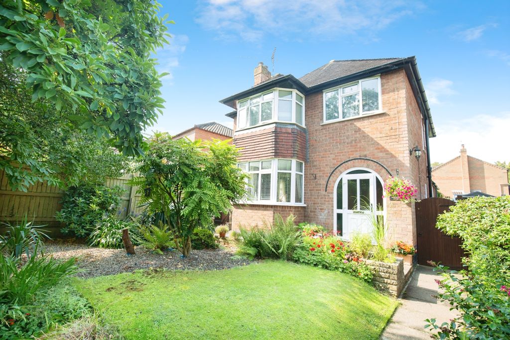 3 bed detached house for saleColeshill Road, Atherstone CV9