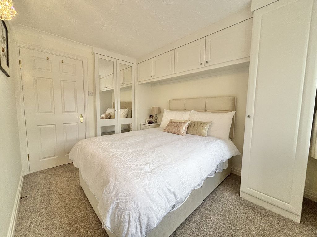 Additional image 10 of 2 bed flat for saleAshton Garden Court, St Andrews Road North, Lytham St Annes FY8